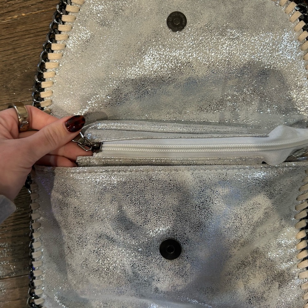 Silver Purse - Picture 4 of 4
